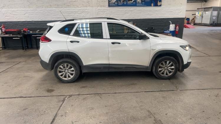 Chevrolet Tracker 1.2t Ltz Fwd Mt 5p año 2022