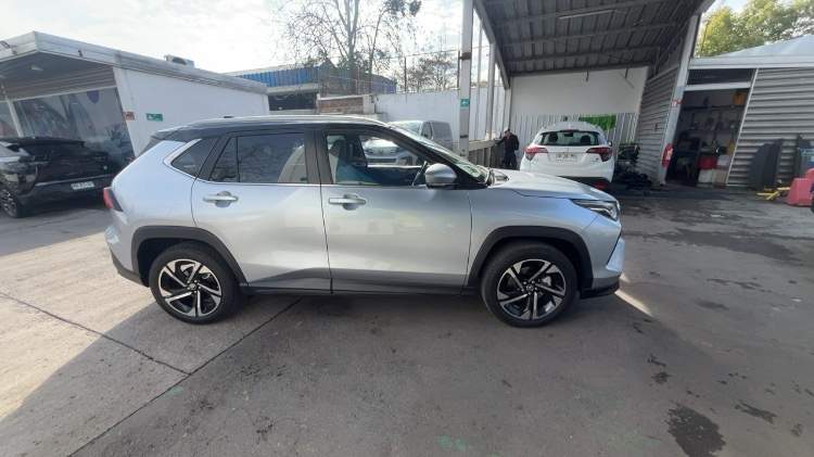 Toyota Yaris Cross 1.5 Xg 4x2 Cvt At 5p año 2024