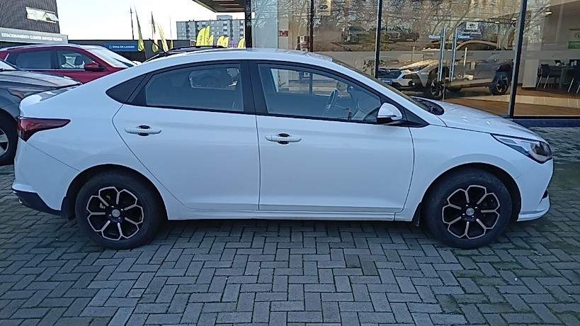 Hyundai Accent 1.4 Hci Plus 4x2 Mt 4p año 2024