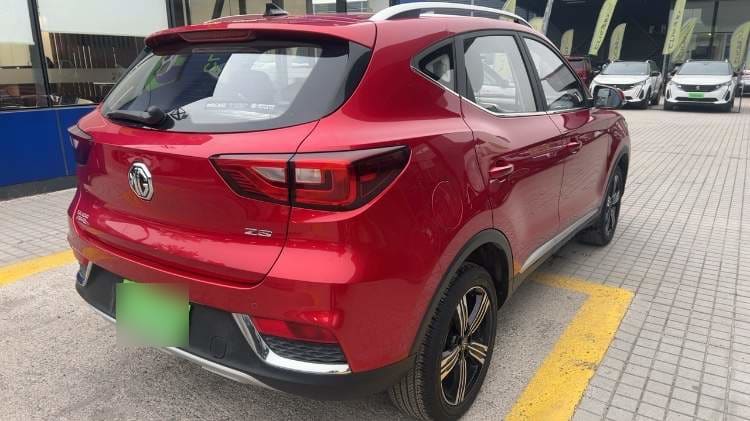 MG Mg Zs 1.5 Comfort 4x2 Mt 5p año 2022