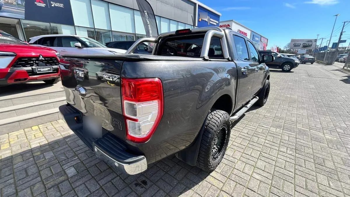Ford Ranger 2.5 Xlt Euro 6 4x2 Dob. Cab. Mt 4p año 2023