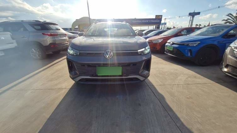 Volkswagen Tera 1.0 Tsi High 2wd At 5p año 2026