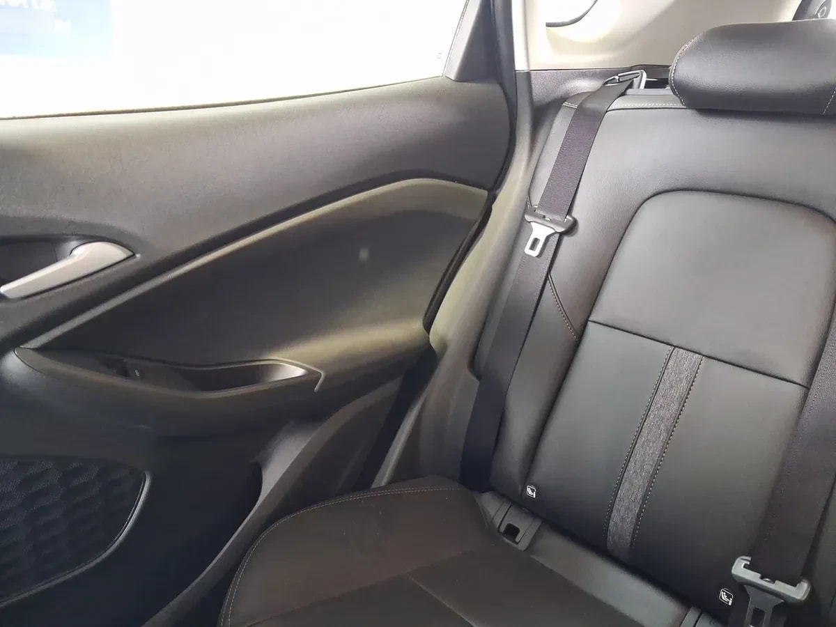 Chevrolet Tracker 1.2t Ltz T 4x2 At 5p año 2026