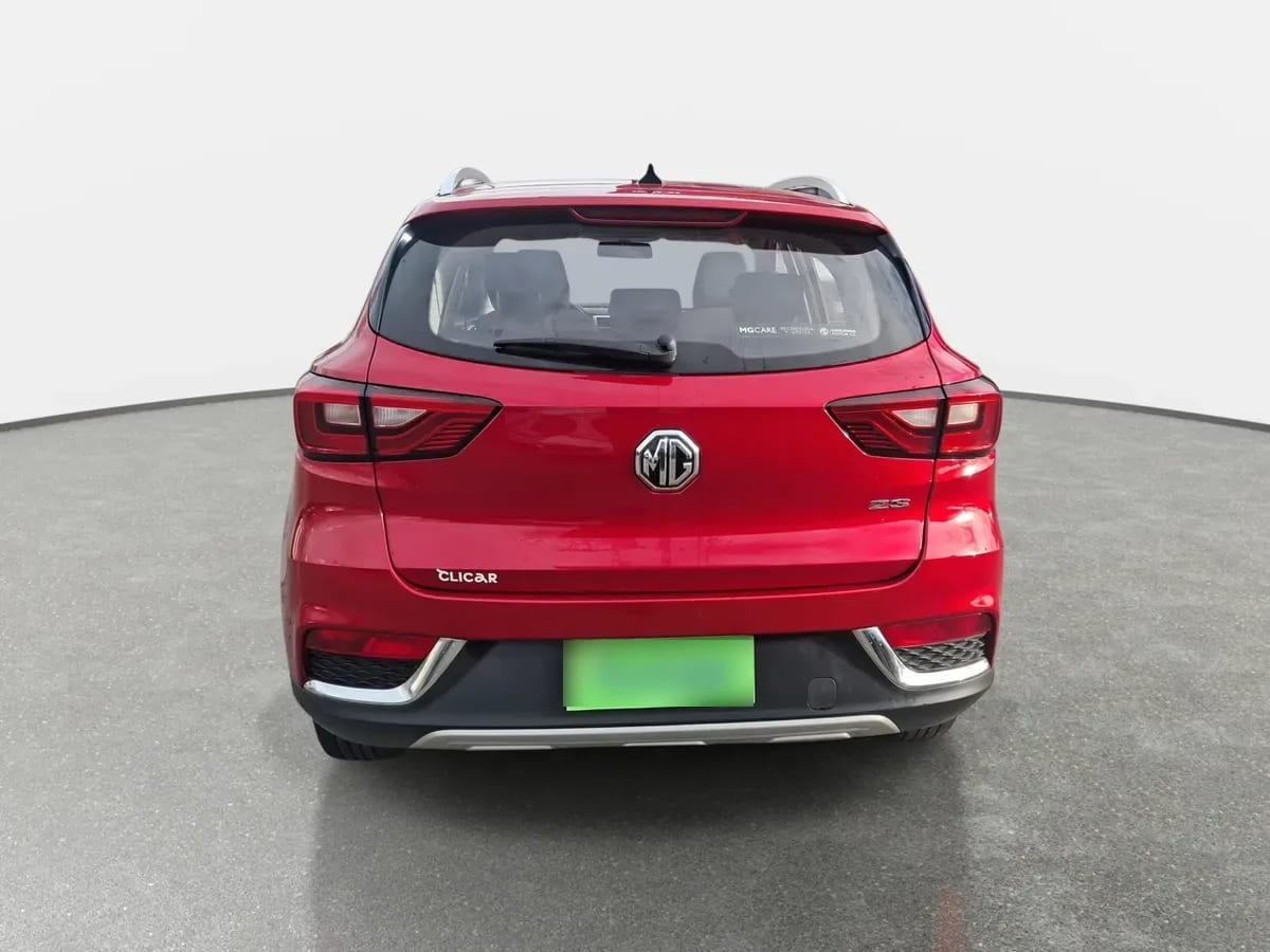 MG Mg Zs 1.5 Std Mt 5p año 2023