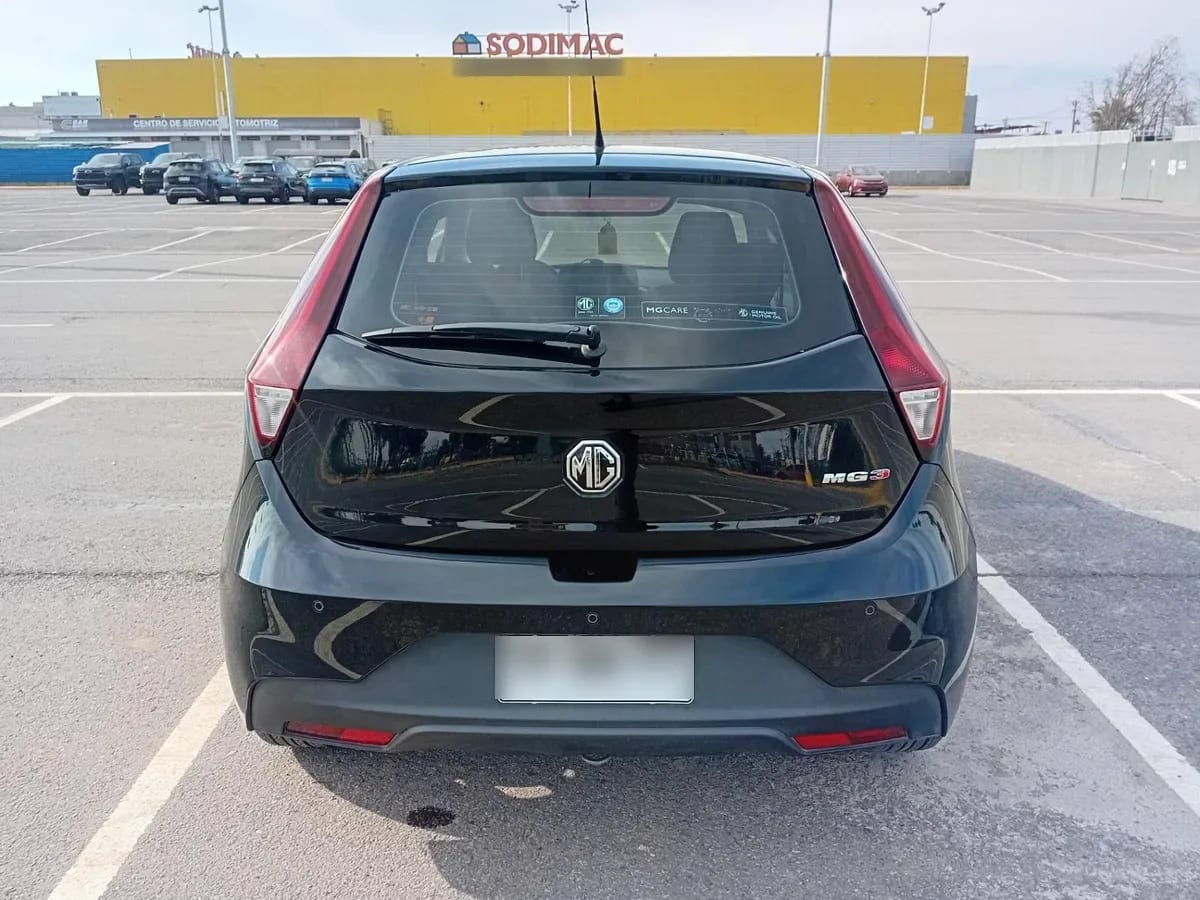 MG Mg 3 1.5 Std Plus 4x2 Hb At 5p año 2024