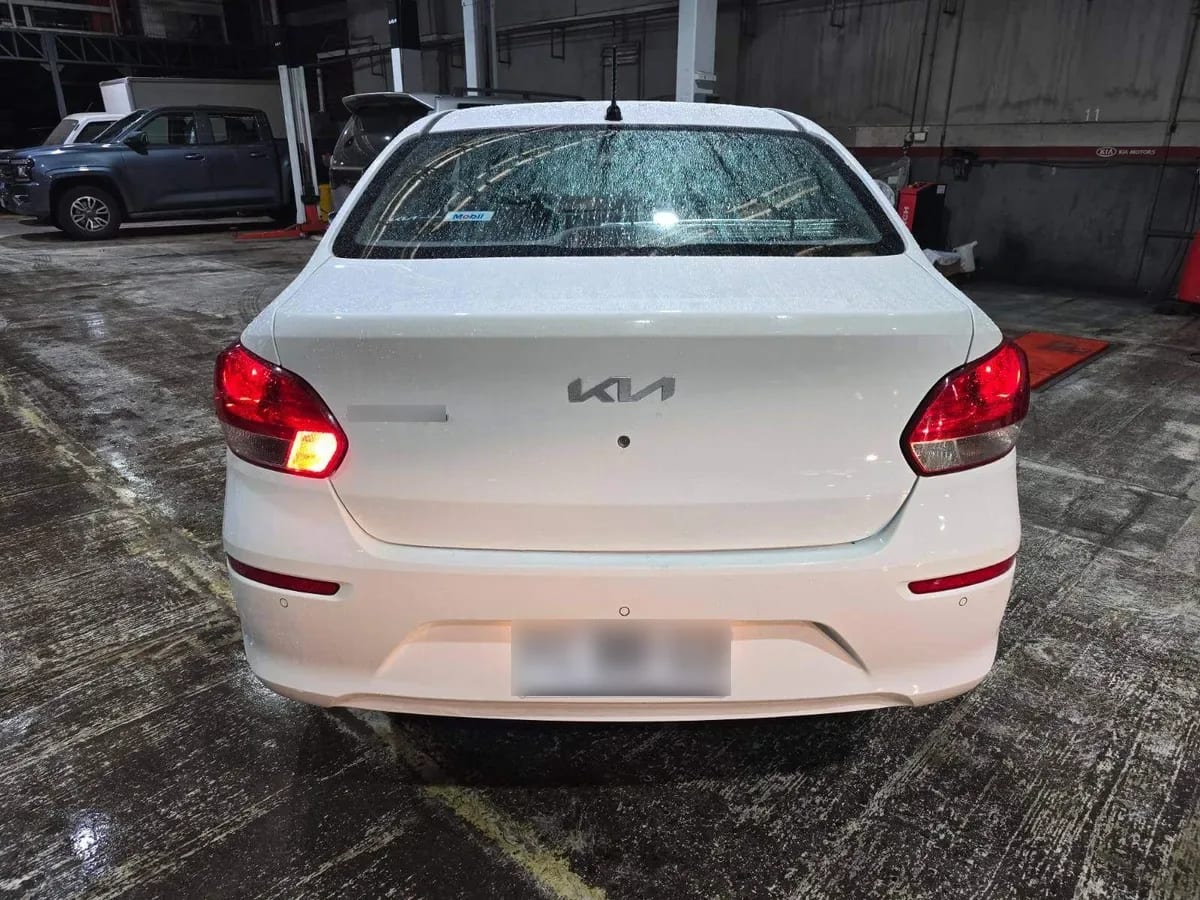 Kia Soluto 1.4 Ex Full 4x2 Mt 4p año 2024