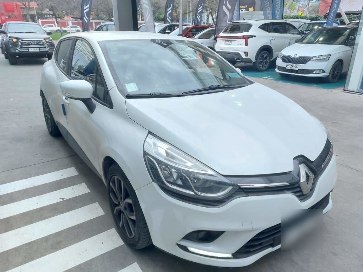 Renault Clio 1.2 Expression 4x2 Hb Mt 5p año 2019