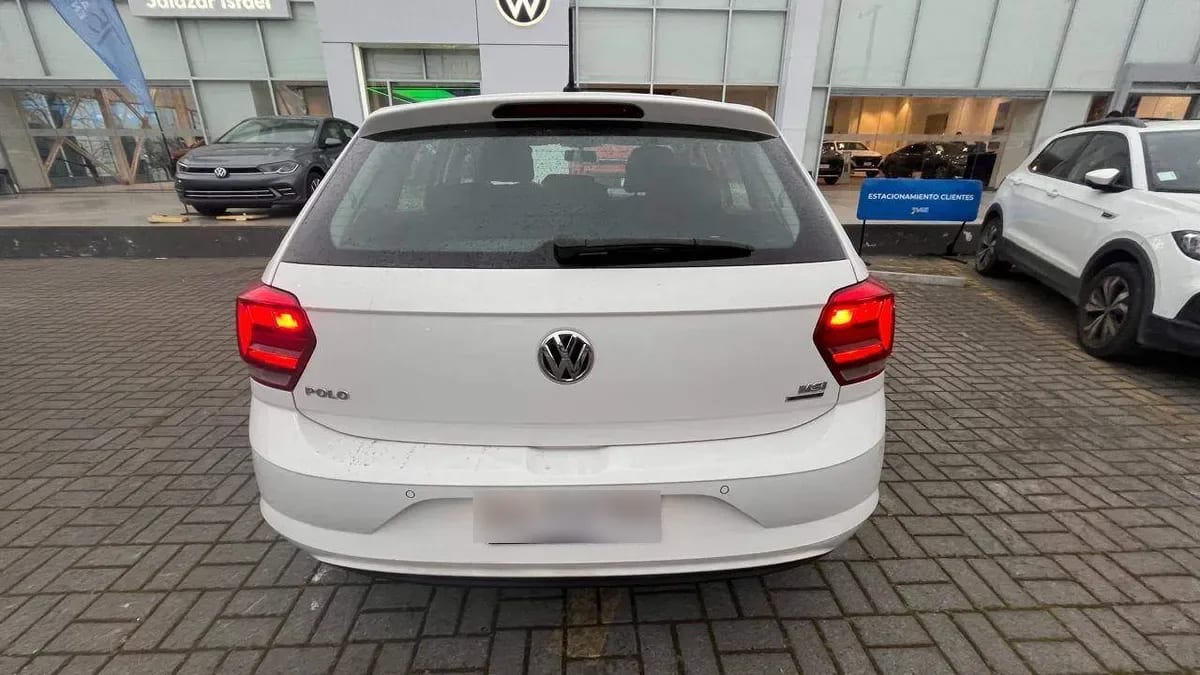 Volkswagen Polo 1.6 Comfortline 4x2 At6 5p año 2020