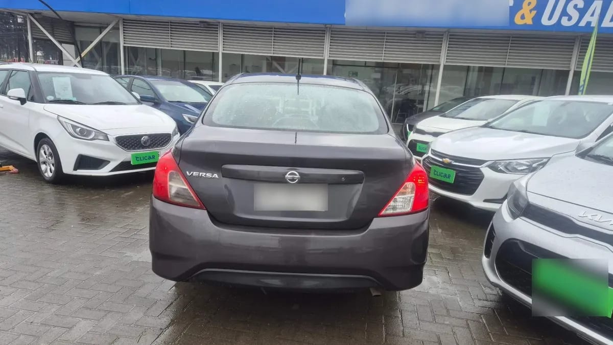 Nissan Versa 1.6 Sense 4x2 Mt 4p año 2019