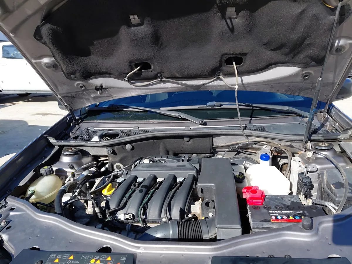 Renault Duster 1.6 Life 4x2 5mt 5p año 2020