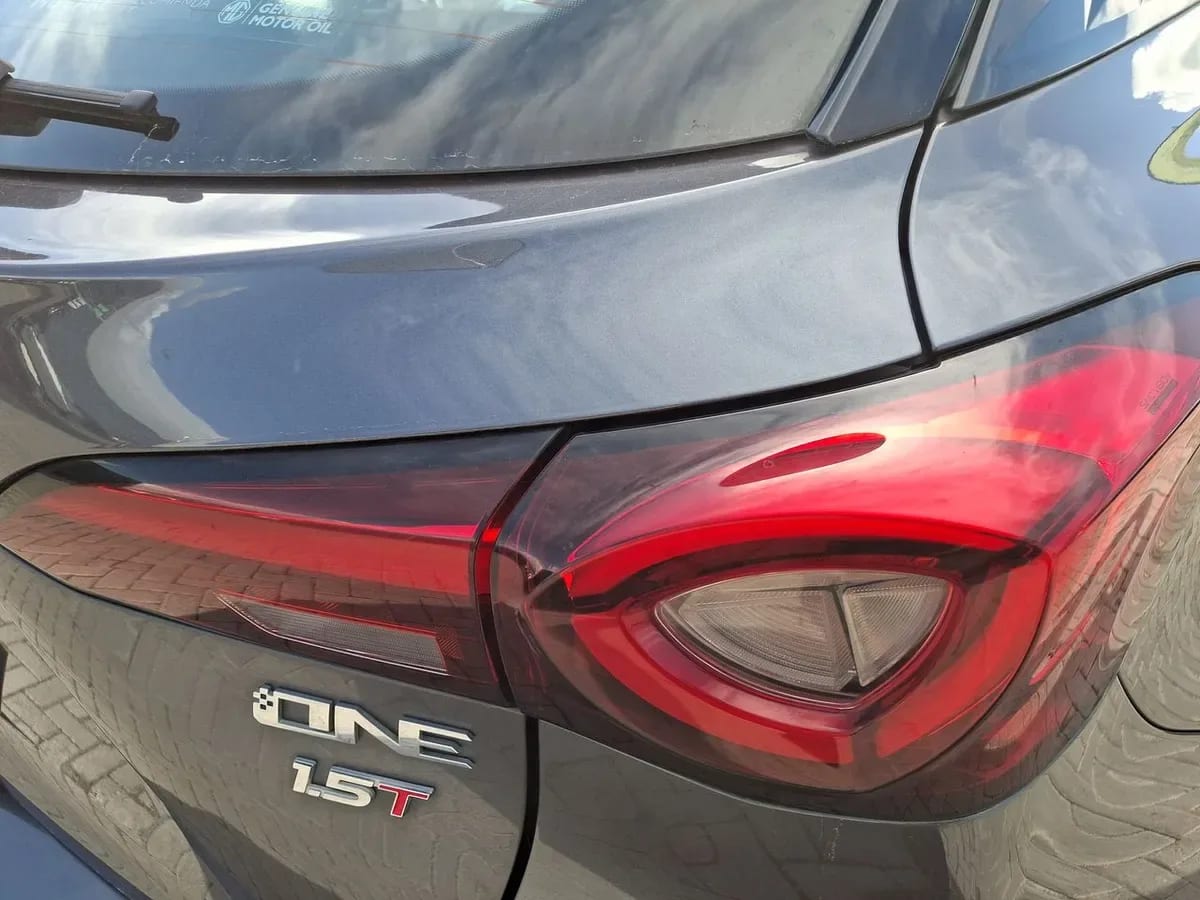 MG One 1.5t Com 4x2 Cvt At 5p año 2024