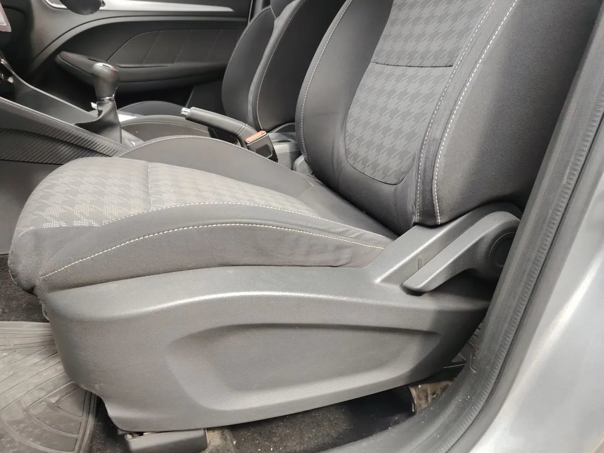 MG Mg Zs 1.5 Std 4x2 Mt 5p año 2023