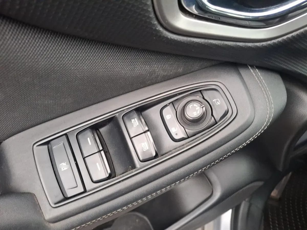 Subaru Forester 2.0i Dynamic Eyesight Awd At 5p año 2022