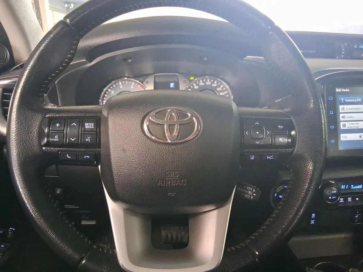 Toyota Hilux 2.8 Srv Diesel 4x4 Dob. Cab. At 4p año 2024
