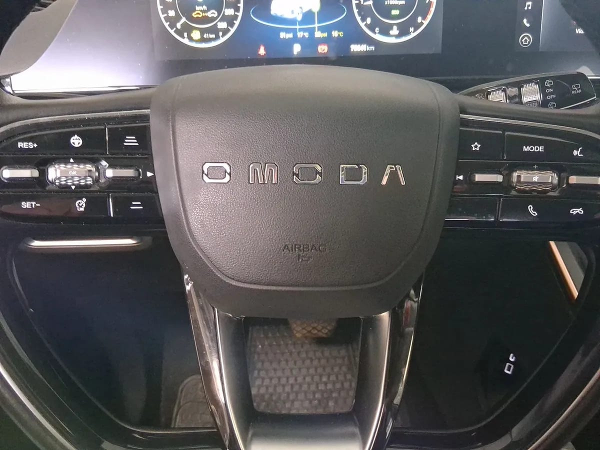 Omoda C5 1.5t Luxury 4x2 Cvt At 5p año 2024