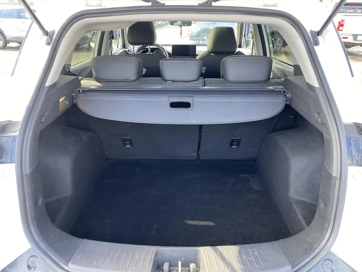 JAC Js4 1.5 Luxury 4x2 Mt 5p año 2025
