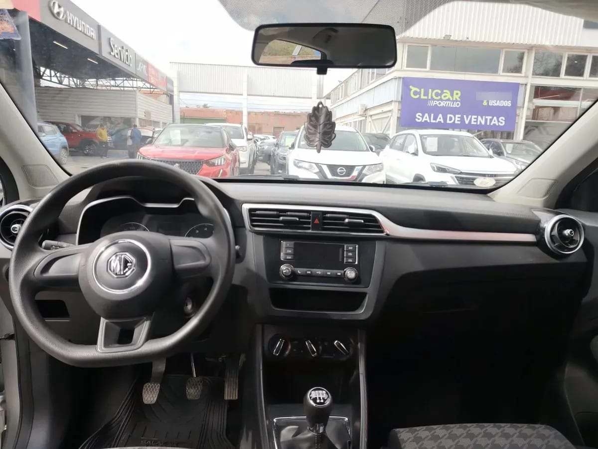 MG Mg Zs 1.5 Std 4x2 Mt 5p año 2023