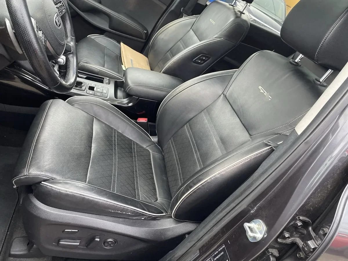 Kia Sorento 3.5 Gtl Gsl Awd 8at 5p año 2020