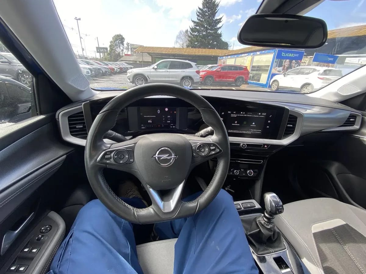 Opel Mokka 1.2t Elegance 4x2 Mt6 5p año 2023