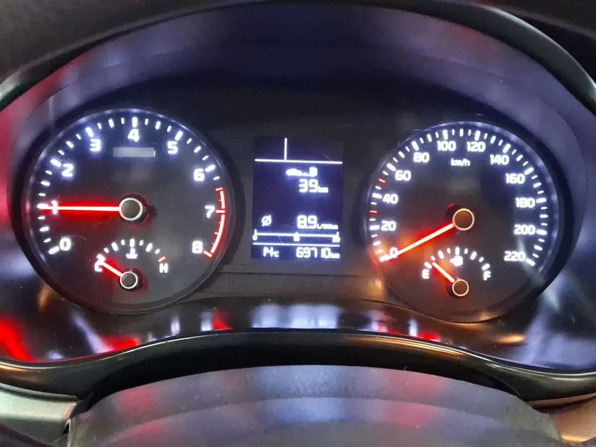 Kia Rio 5 1.4 Ex 4x2 6mt 5p año 2020