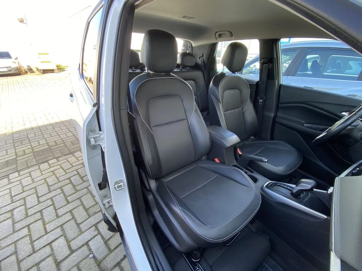 Chevrolet Montana 1.2t Premier 4x2 At 4p año 2023
