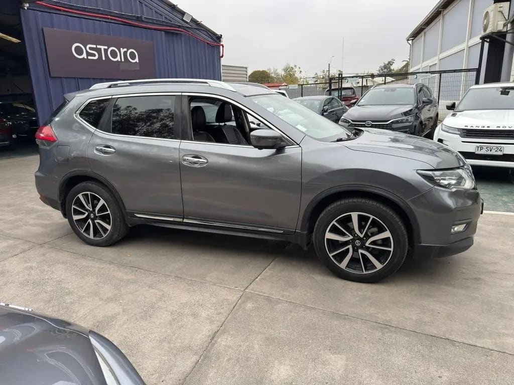Nissan X-Trail 2.5 Sense Cvt 2f At 4x4 año 2019