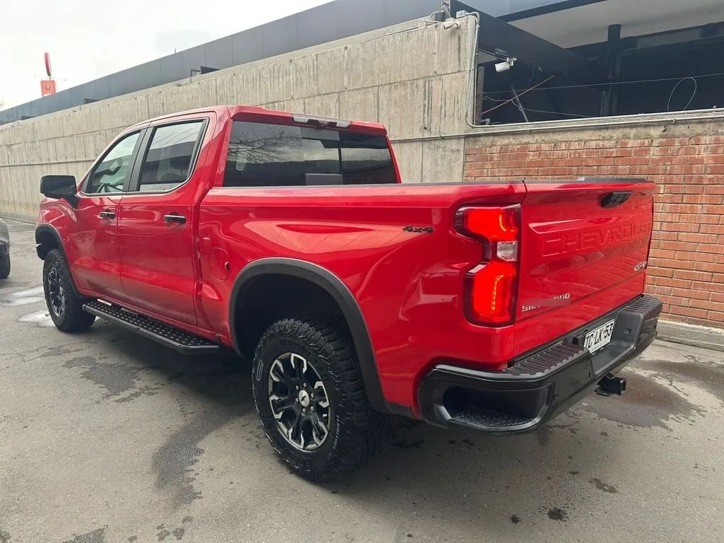 Chevrolet Silverado 6.2 Zr2 4x4 At 4p año 2024