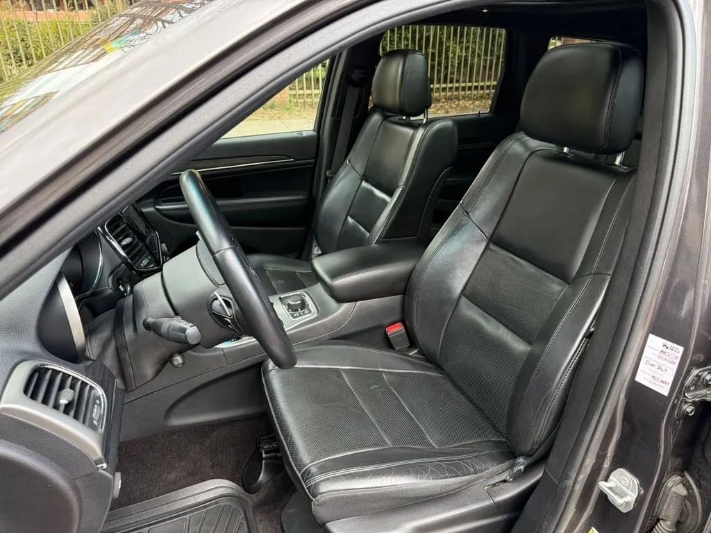 Jeep Grand Cherokee Limited 3.6 4x4 año 2019