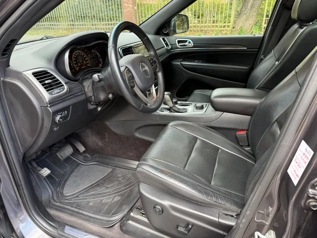 Jeep Grand Cherokee Limited 3.6 4x4 año 2019