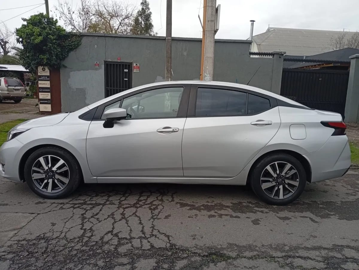 NISSAN VERSA 1.6 Advance At año 2023