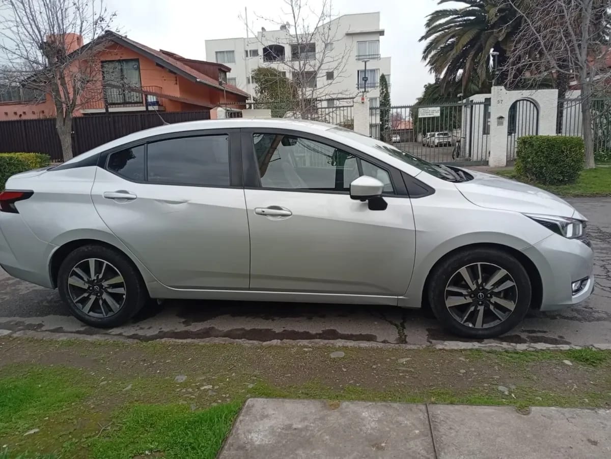 NISSAN VERSA 1.6 Advance At año 2023