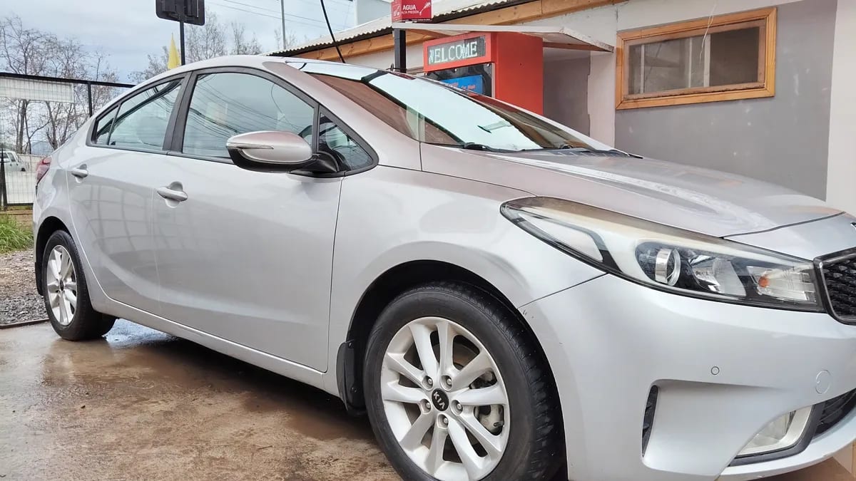 KIA MOTORS NIRO Cerato Ex 1.6l 6mt año 2018