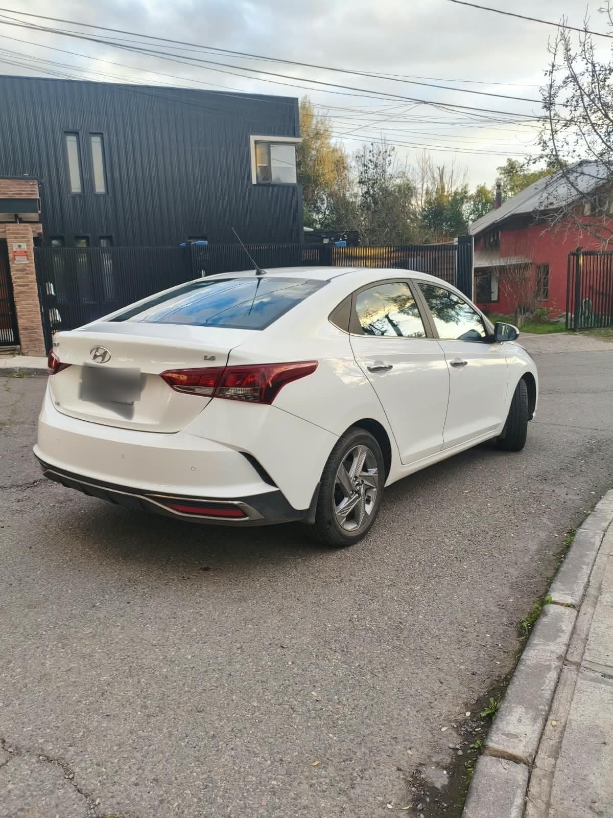 HYUNDAI ACCENT Otra año 2023