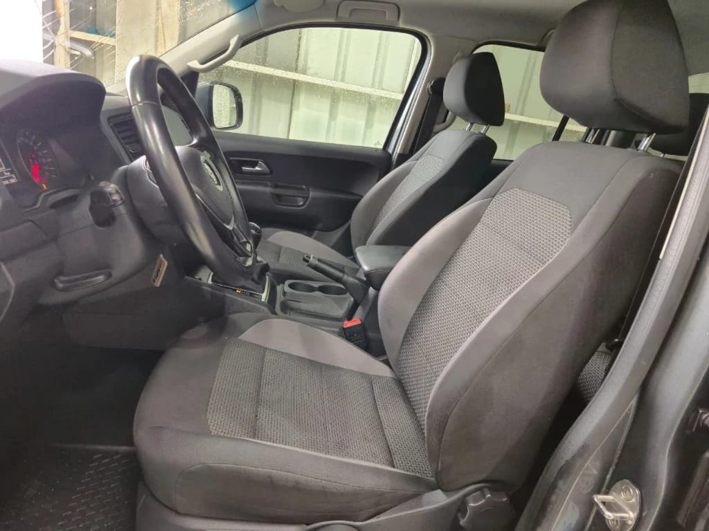 Volkswagen Amarok Dcab Tdi 4x4 Trendline 2.0 año 2023