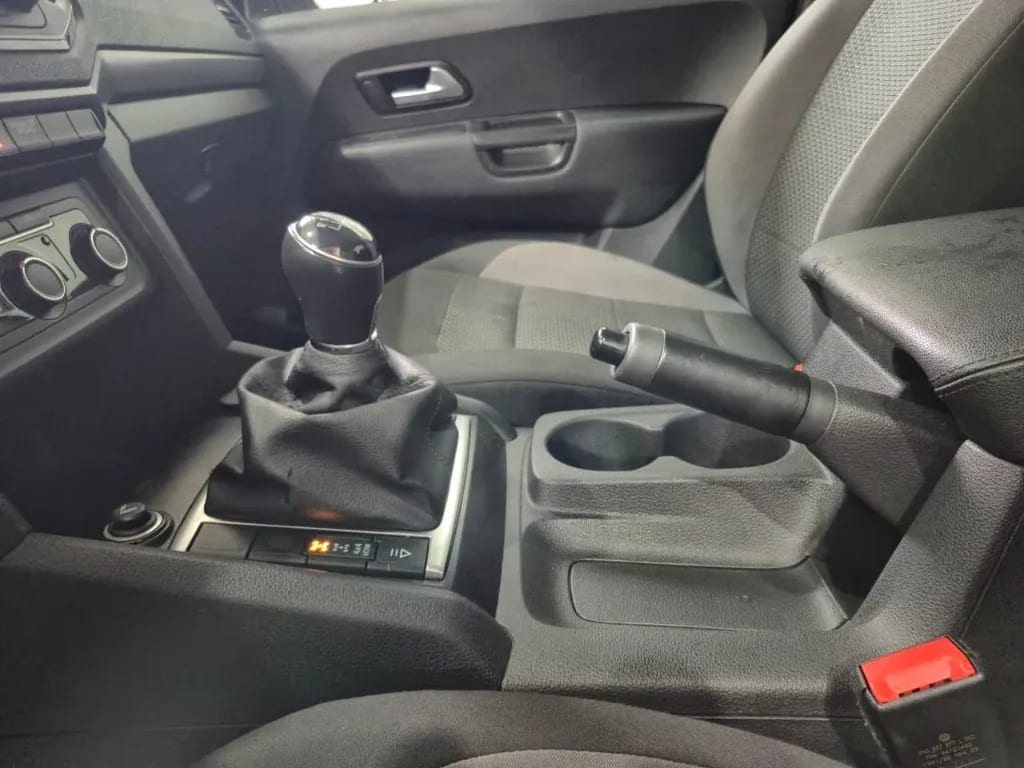Volkswagen Amarok Dcab Tdi 4x4 Trendline 2.0 año 2023
