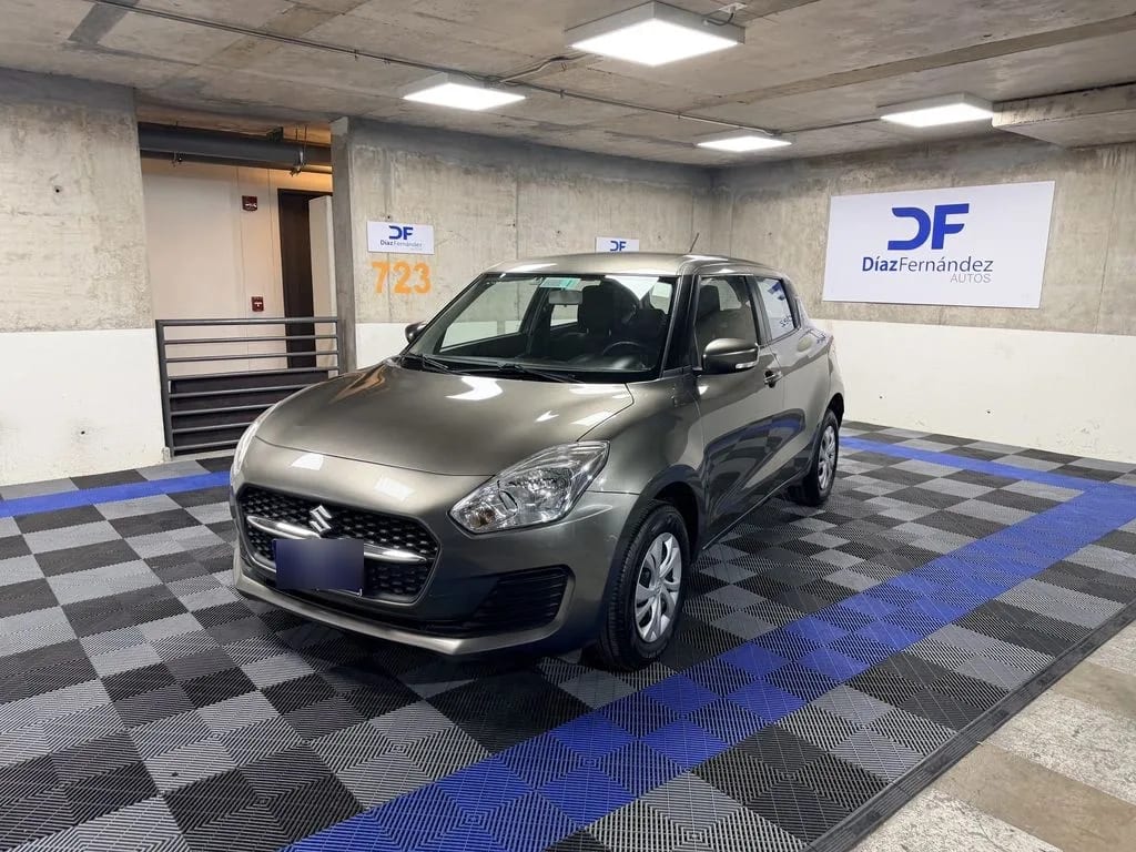 Suzuki Swift Gl año 2023