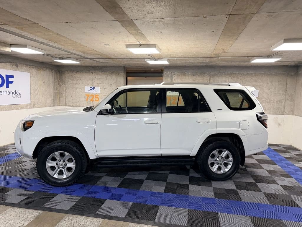 Toyota 4runner Sr5 4x4 año 2016