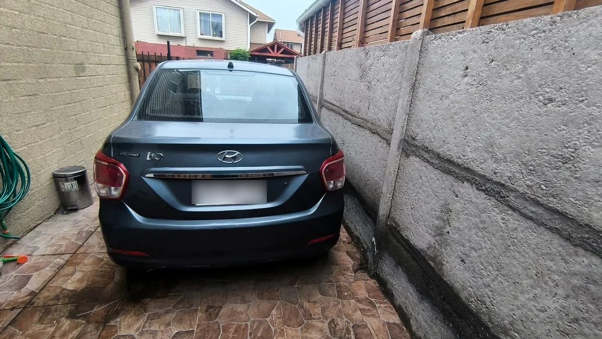 HYUNDAI I-10 1.2 Ba Sdn Gl 2ab Pe Mt año 2017