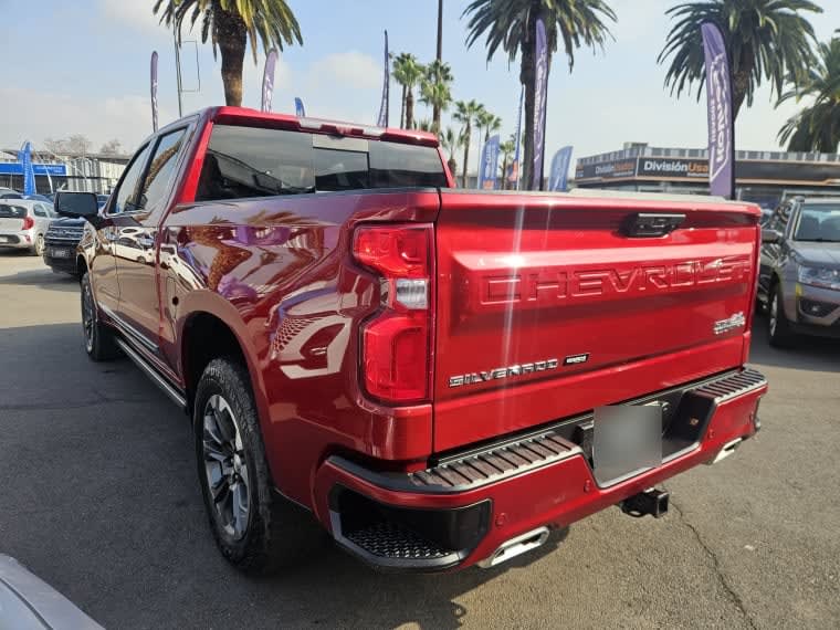Chevrolet Silverado Silverado 3.0td Hc At 4wd año 2025