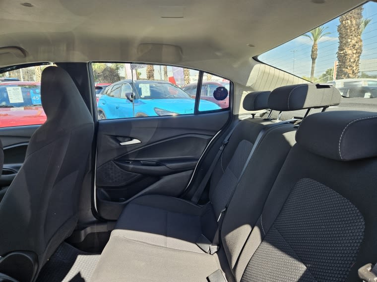 Chevrolet Onix Onix Sedan 1.2l Ls Mt año 2023