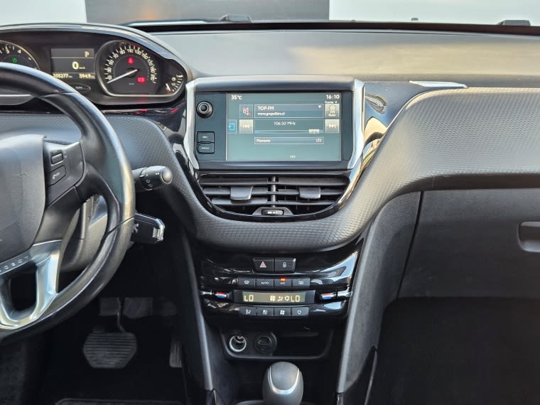 Peugeot 2008 2008 Allure 1.2 Aut año 2017
