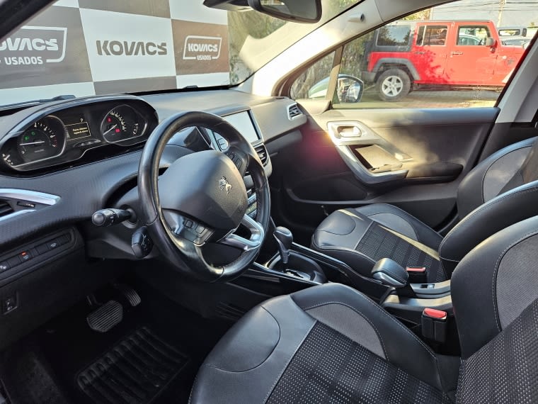Peugeot 2008 2008 Allure 1.2 Aut año 2017