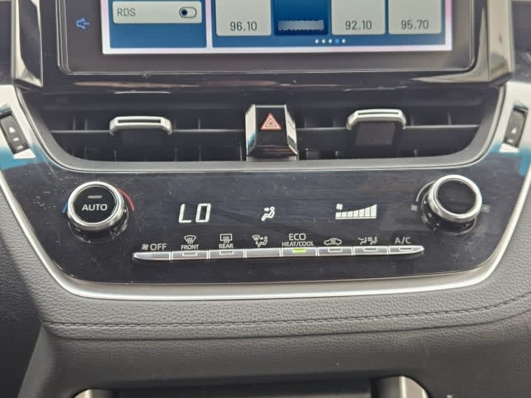 Toyota Corolla Cross Cross Xei At Hibrido año 2024