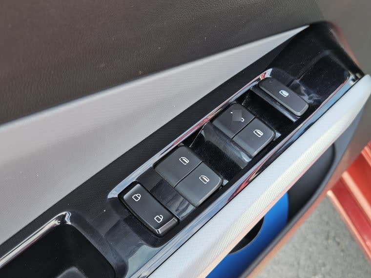 Chevrolet Sail Sail Hb 1.5l Ltz Mt año 2025