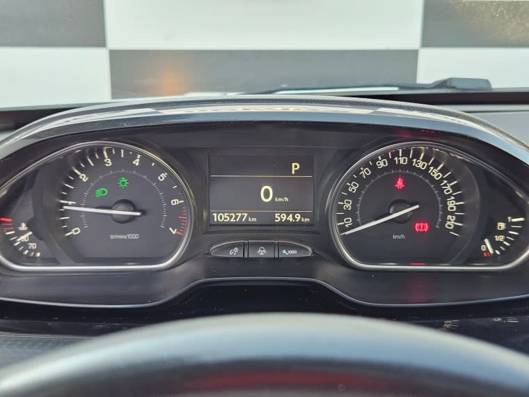 Peugeot 2008 2008 Allure 1.2 Aut año 2017