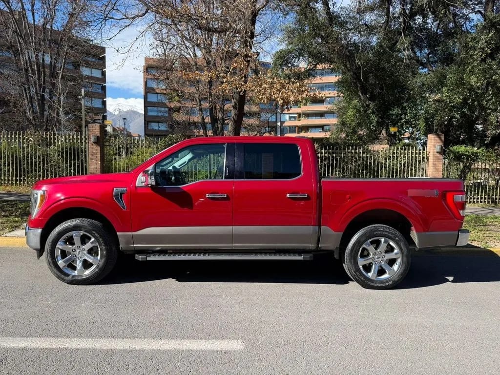Ford F-150 Lariat Luxury 5.0 Dob. Cab. 4x4 año 2022