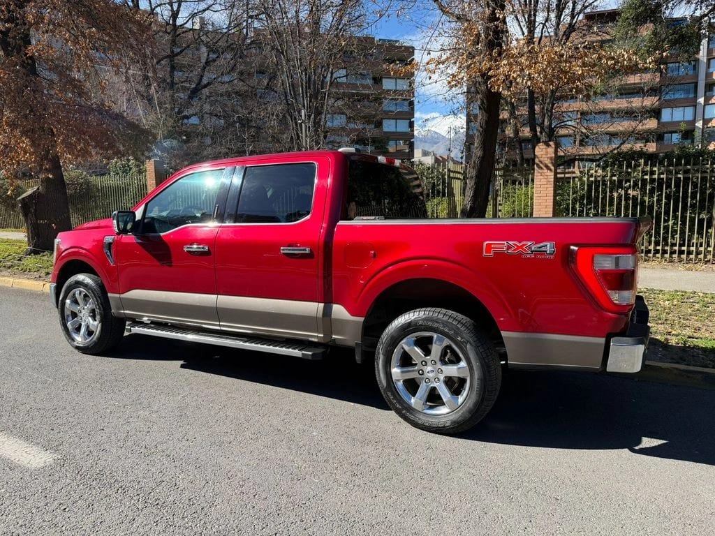Ford F-150 Lariat Luxury 5.0 Dob. Cab. 4x4 año 2022
