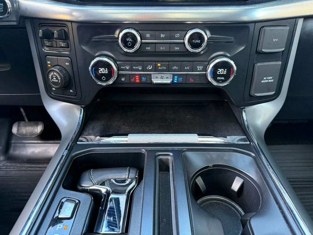 Ford F-150 Lariat Luxury 5.0 Dob. Cab. 4x4 año 2022