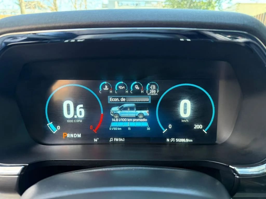Ford F-150 Lariat Luxury 5.0 Dob. Cab. 4x4 año 2022