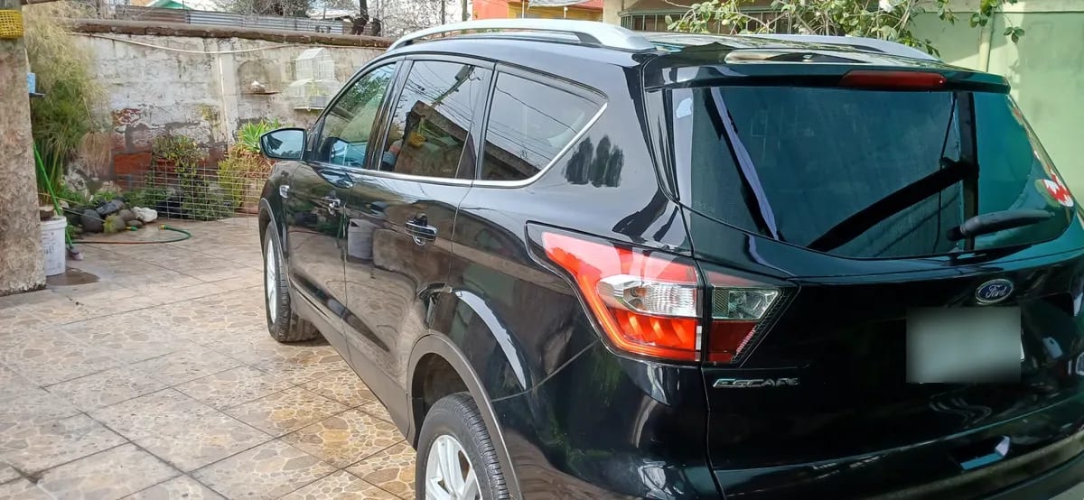 FORD ESCAPE 2.5 S At 4x2 año 2019